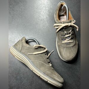 Cobb Hill By New Balance Size 7.5 Grey Leather Comfort Sneakers (NO INSOLES)